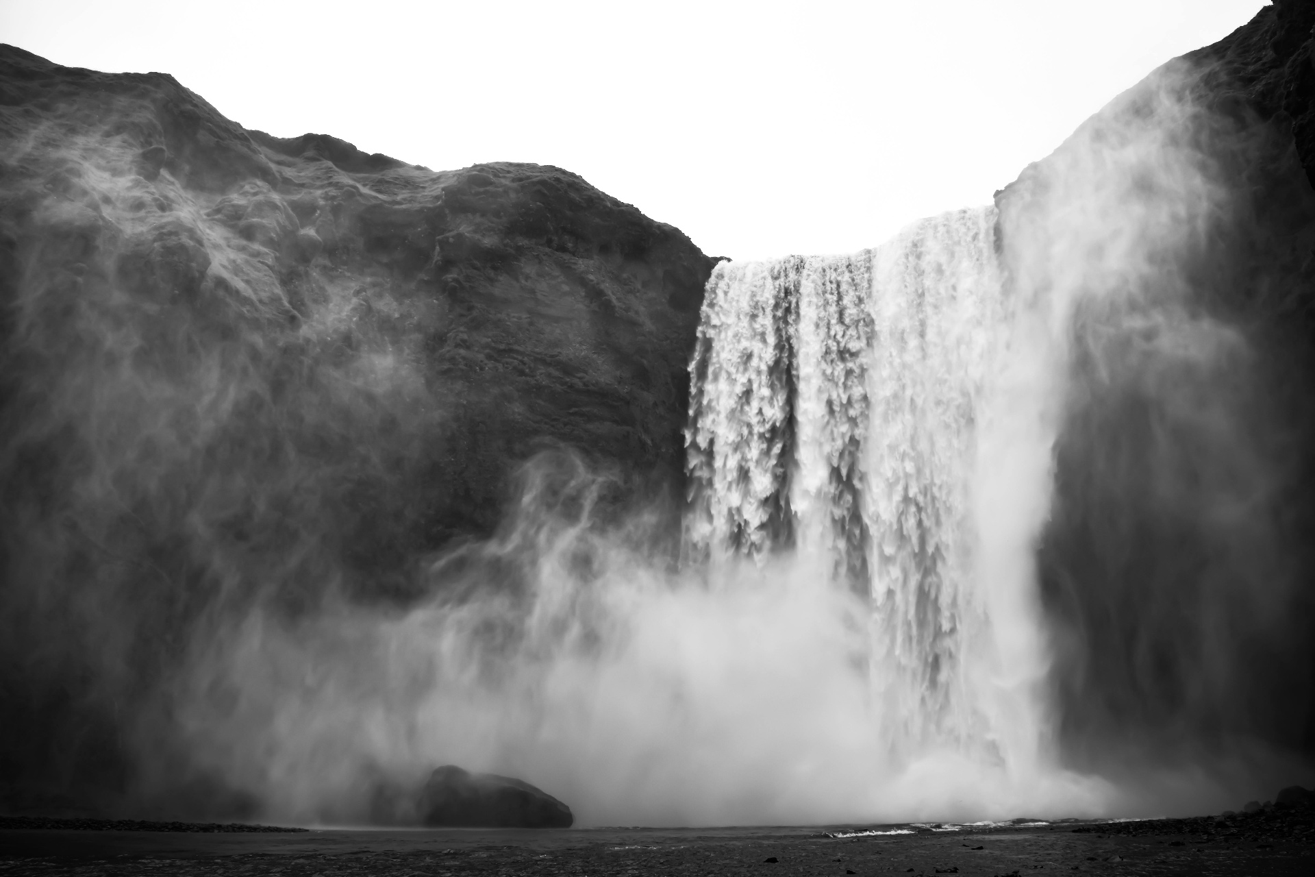 The Cliff Exhales by Gallerya Community
